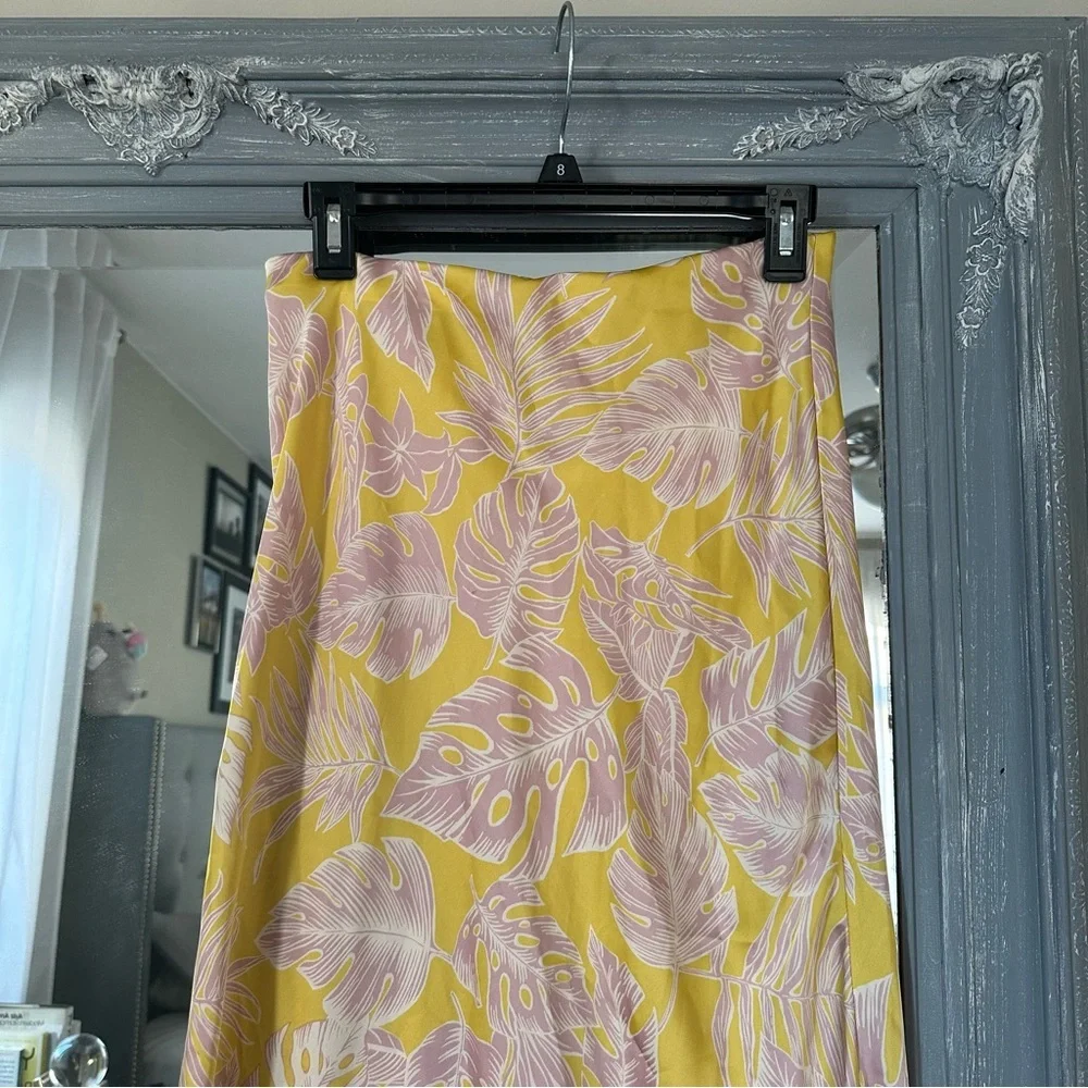Audrey‎ 3+1 Silky Satin Tropical Yellow Midi skirt Beach Resortwear Bias cut L
